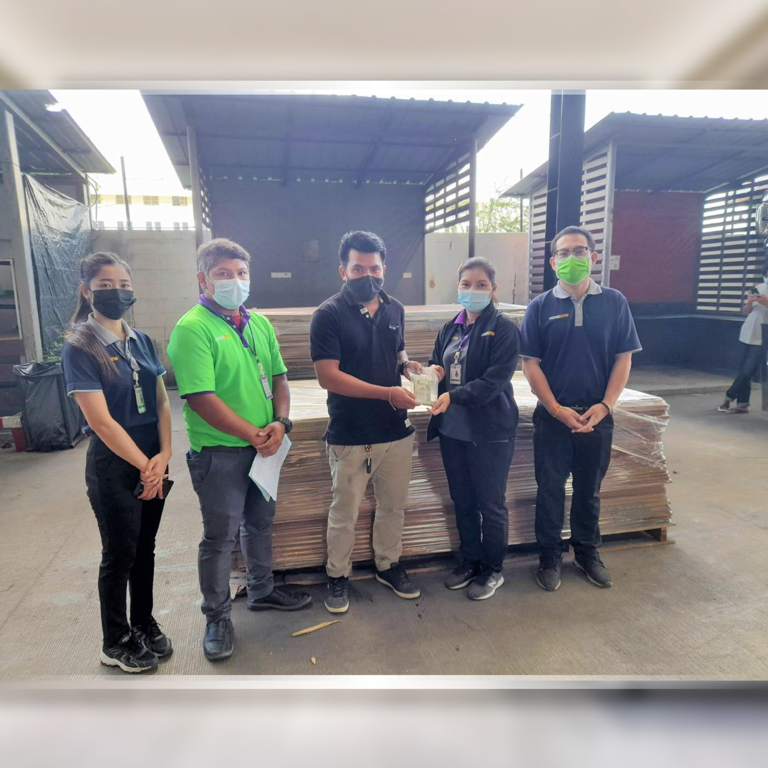 ร่วมสนับสนุนไม้อัด สำหรับใช้ผลิตเตียงสนาม จ.ศรีสะเกษ ร่วมสนับสนุนไม้อัด สำหรับใช้ผลิตเตียงสนาม จ.ศรีสะเกษ